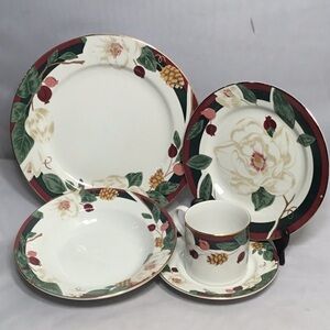 Tienshan MAGNOLIA  FINE CHINA 5 PIECES DINNERWARE